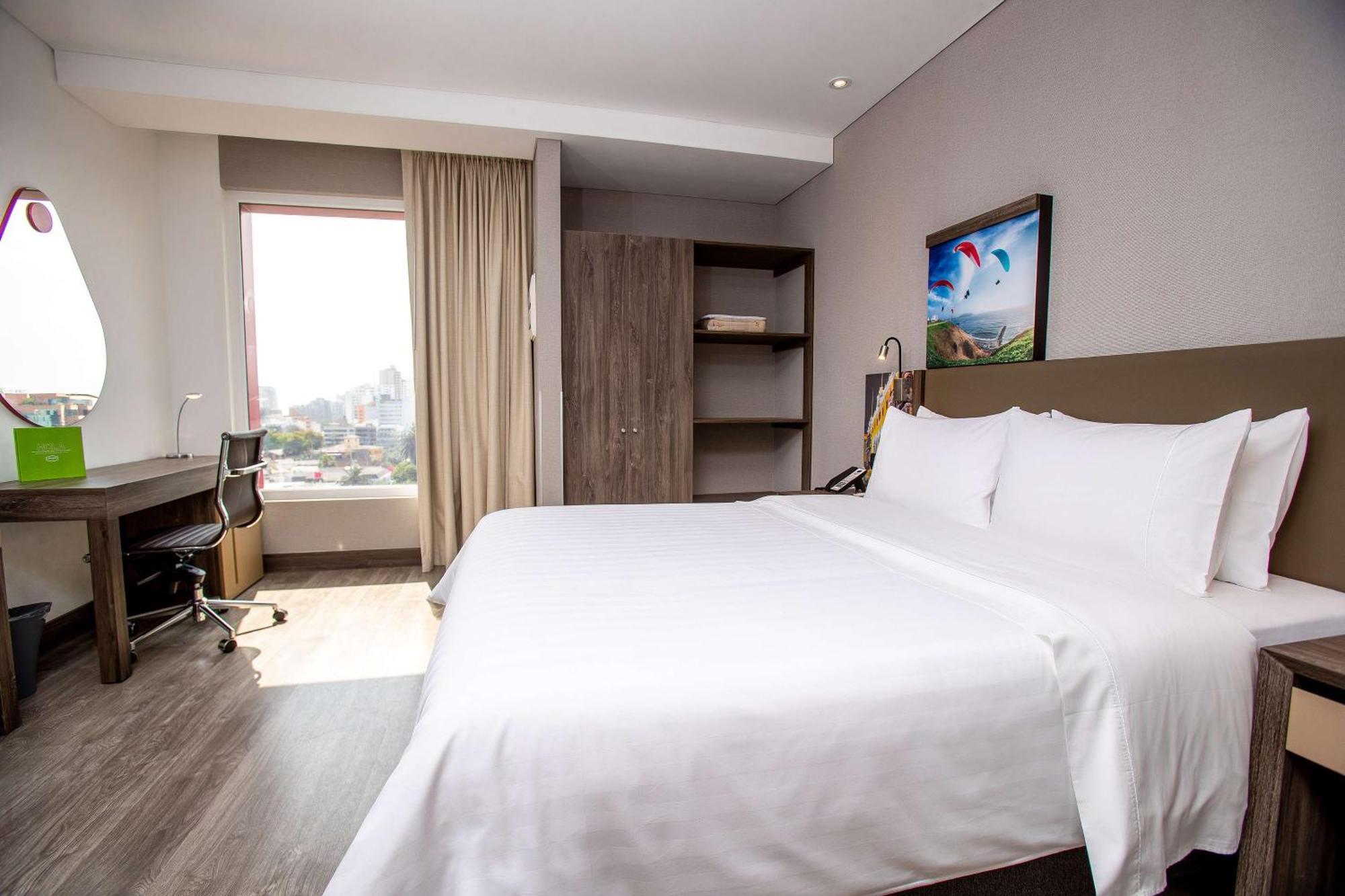 Hotel Hampton By Hilton Lima San Isidro Exterior foto