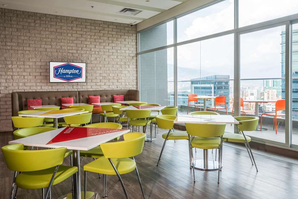 Hotel Hampton By Hilton Lima San Isidro Restaurante foto