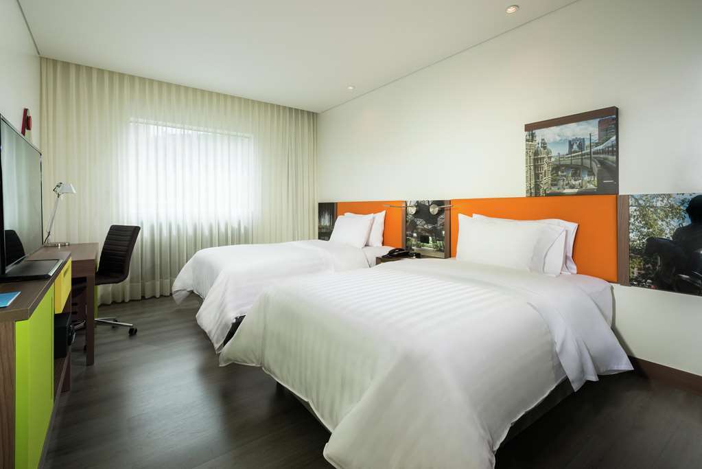 Hotel Hampton By Hilton Lima San Isidro Habitación foto